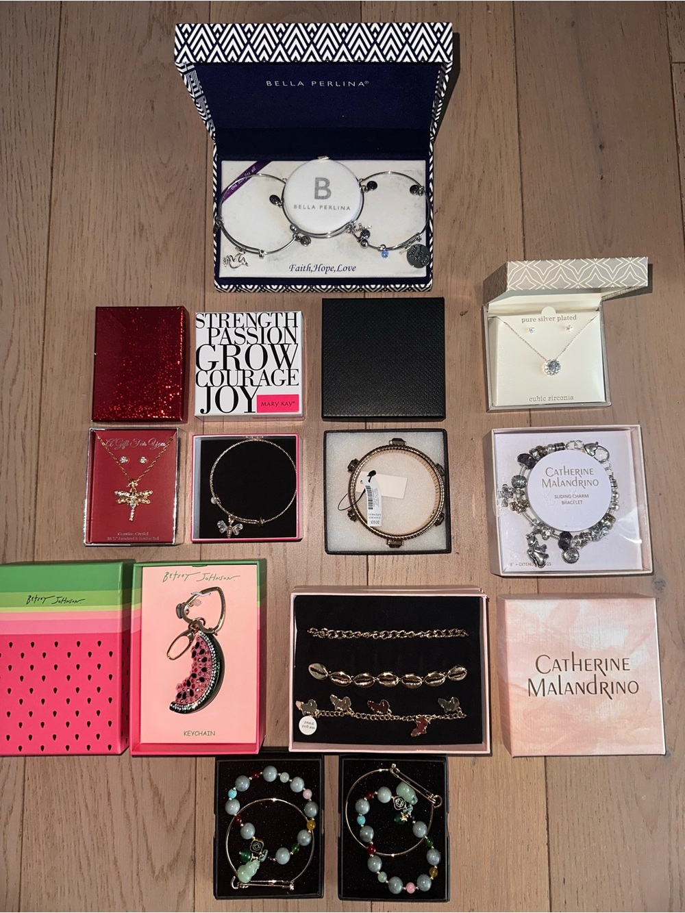Women’s 16pc Jewelry Bundle- All Brand New Box Sets
